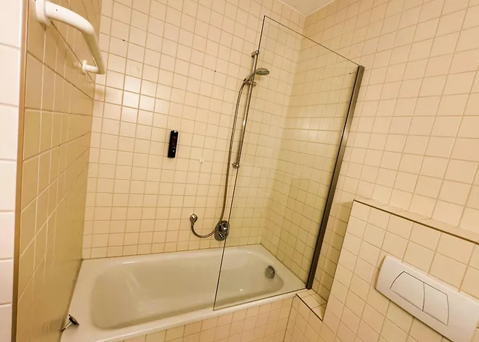 Xenios Frankfurt Westend 4*