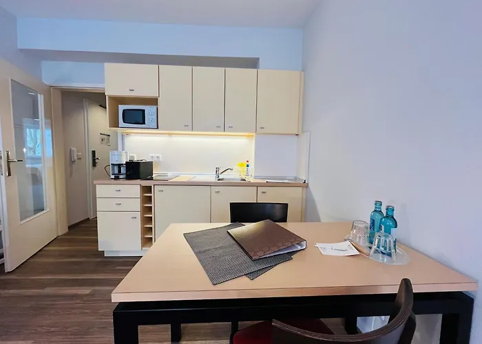 Xenios Frankfurt Westend 4* Франкфурт-на-Майне