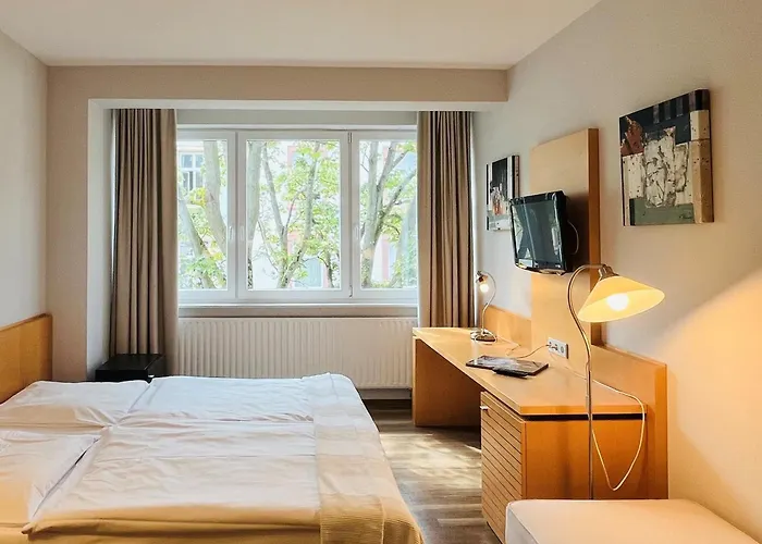 Xenios Frankfurt Westend 아파트호텔 4*