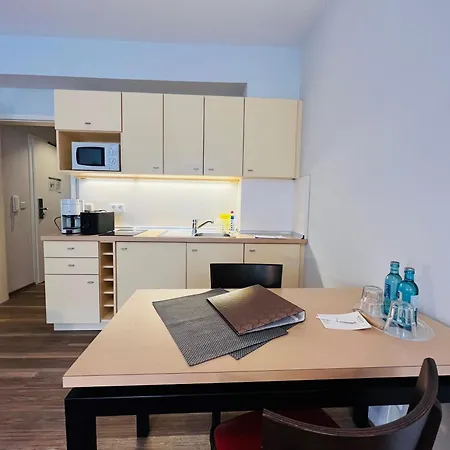Xenios Frankfurt Westend 4* 프랑크푸르트